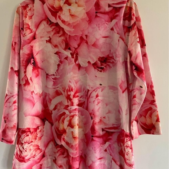 Issac Mizrahi Floral Cardigan - Picture 2 of 3